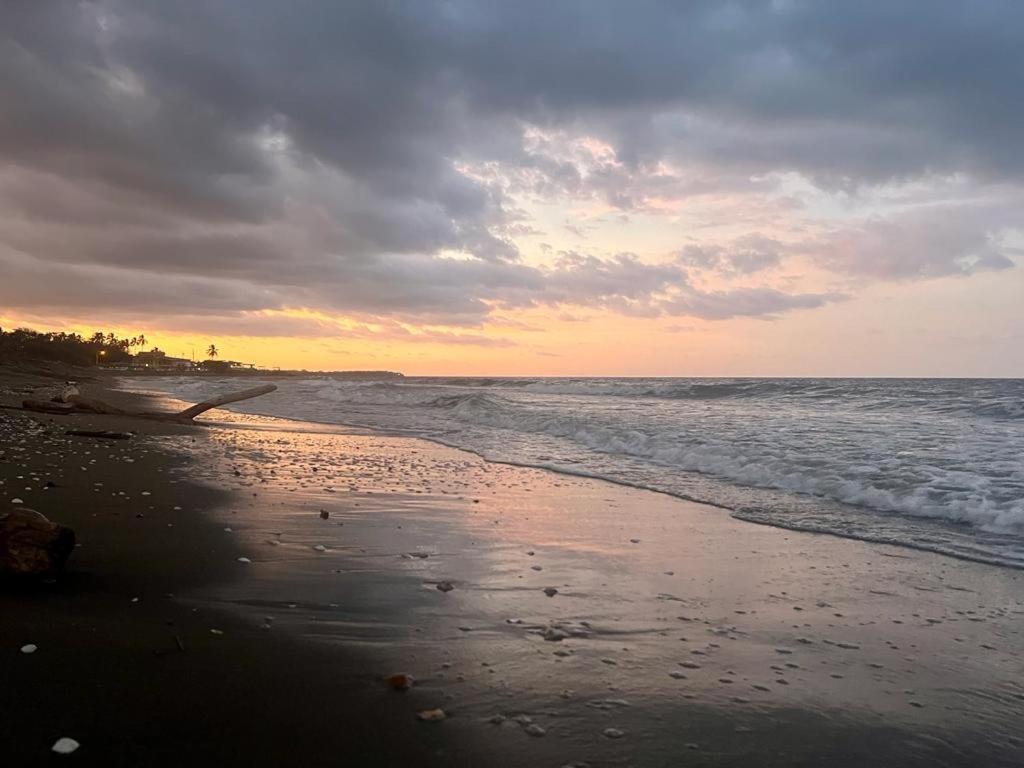 Hotel La Luna Playa El Uverito Las Tablas El Cedro  Ngoại thất bức ảnh